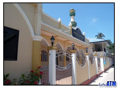 Phi Phi Mosque in October