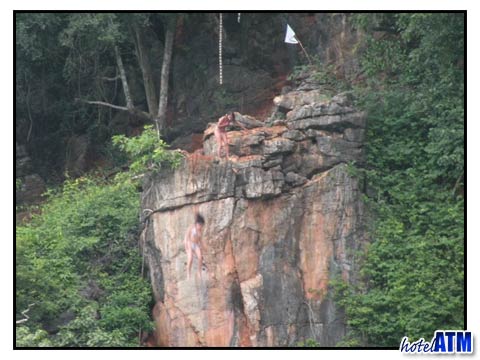 Cliff Jumping Around Phi Phi Island (not For The Fait Hearted)