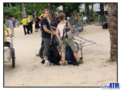 Backpackers arriving in the Phi Phi Islands