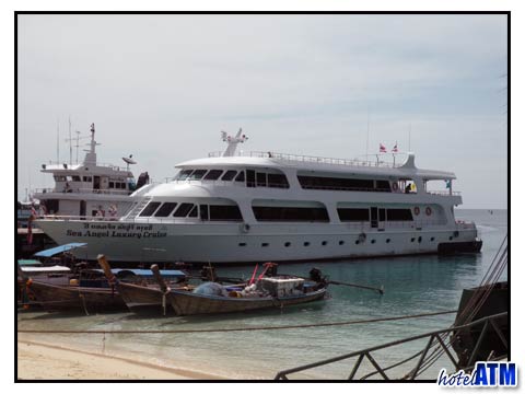Sea Angel anchored at Phi Phi main ferry pier
