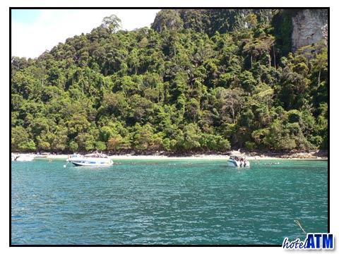 Yong Gasem Bay Phi Phi