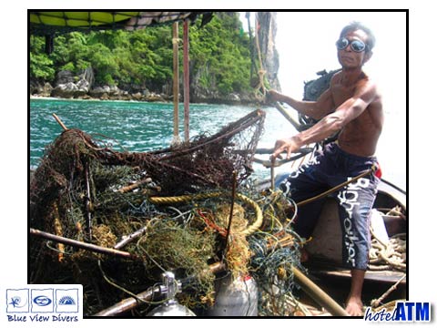 Reef Clean up by Blue View Divers at Phi Phi Pileh Wall