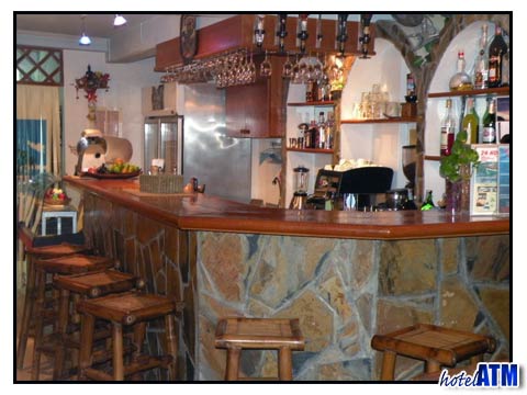 La Piazzetta Italian restaurant bar