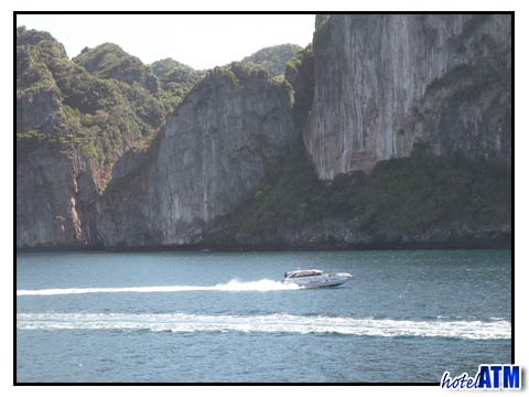  Speedboat Off Phi Phi Islands