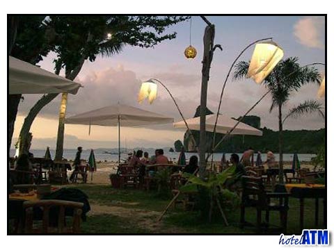 Dining At Ciao Bella on Phi Phi Island